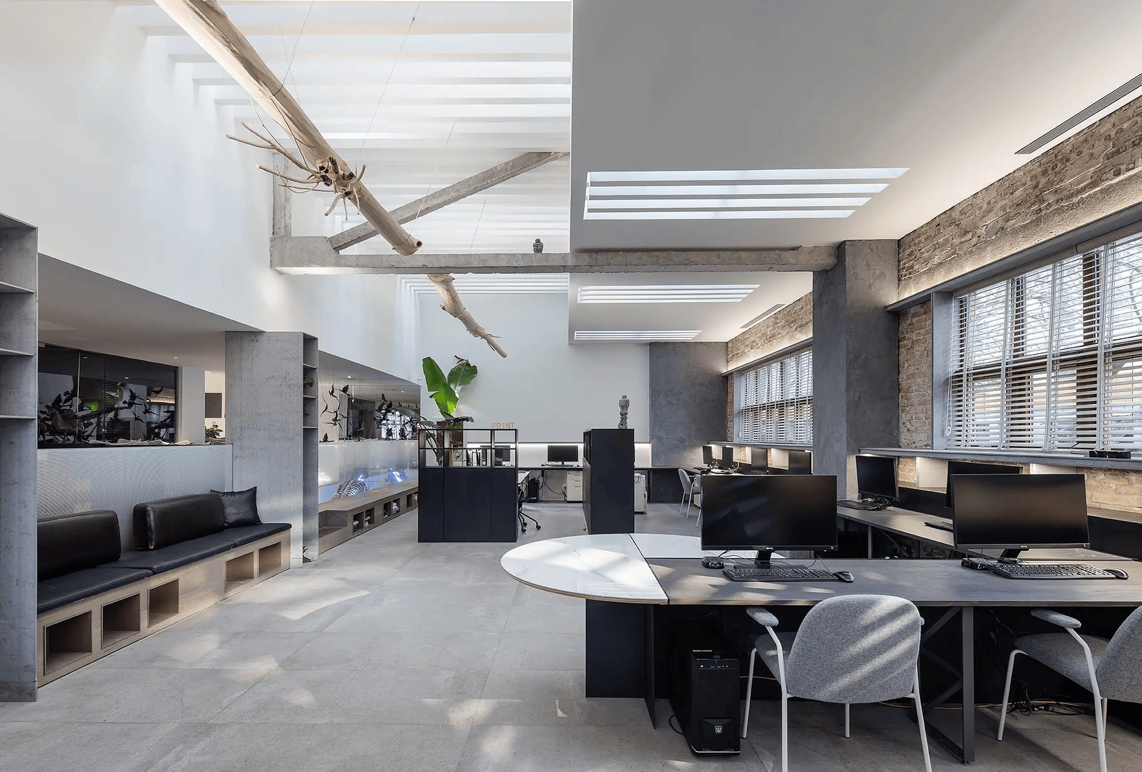 從空白畫布到高效工位:辦公室平面規劃的黃金法則