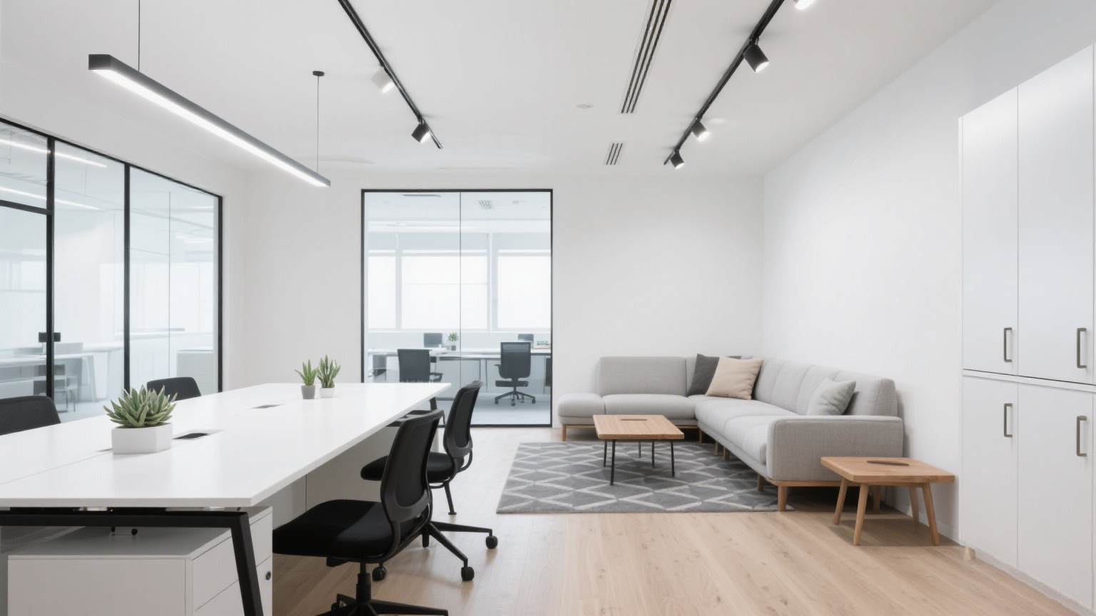 現(xiàn)代簡約風(fēng)辦公室裝修:打造舒適與功能并存的空間